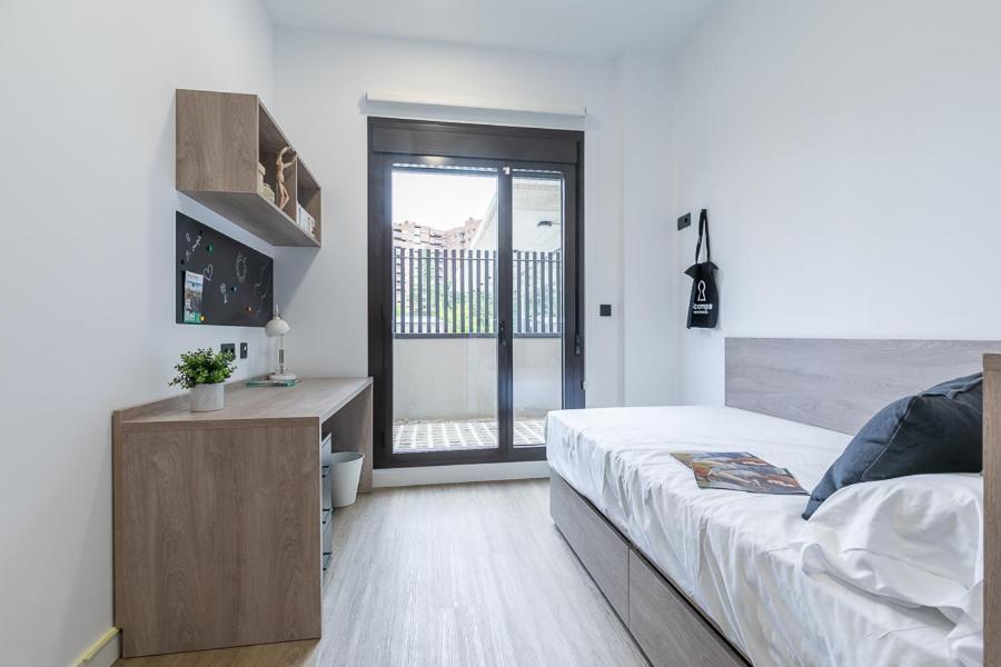 Micampus Madrid Sinesio Delgado Student Residence Exteriör bild