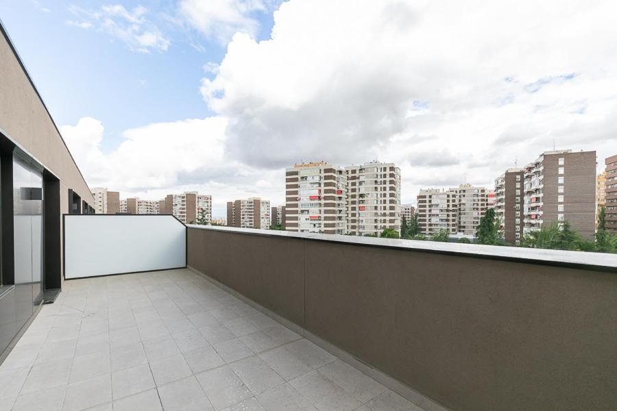 Micampus Madrid Sinesio Delgado Student Residence Exteriör bild
