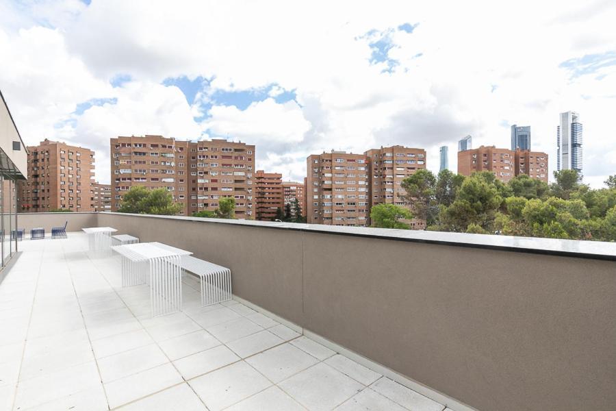 Micampus Madrid Sinesio Delgado Student Residence Exteriör bild