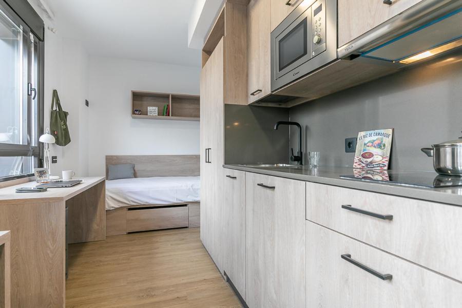 Micampus Madrid Sinesio Delgado Student Residence Exteriör bild